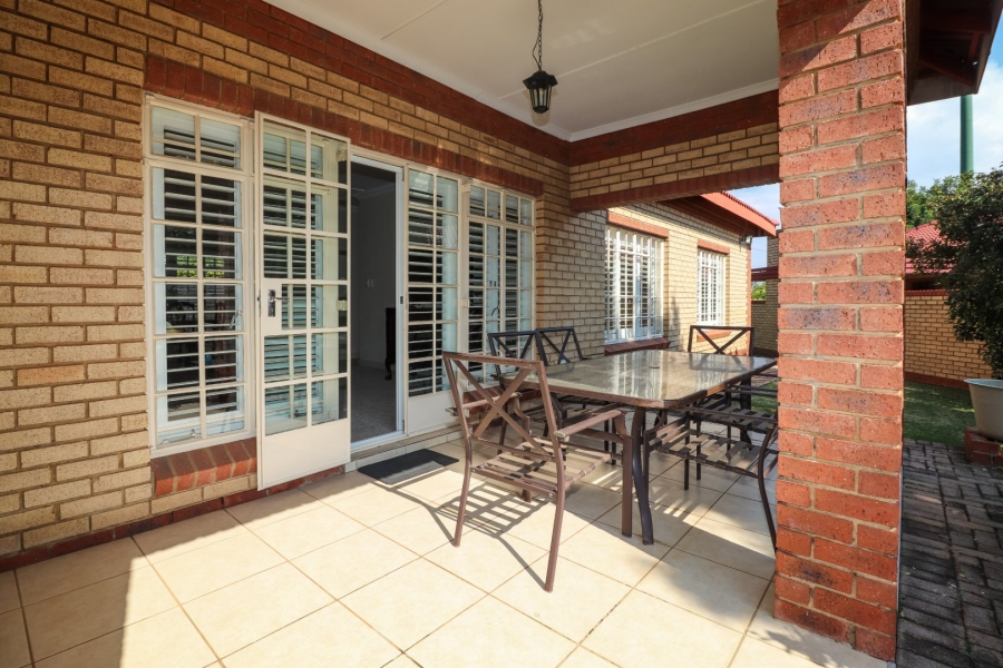 2 Bedroom Property for Sale in Flamwood North West